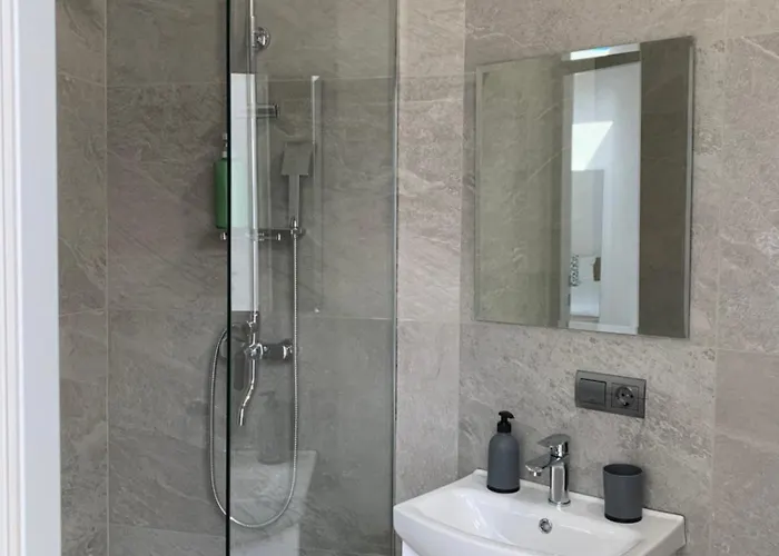 Apartament Center Avenue с *